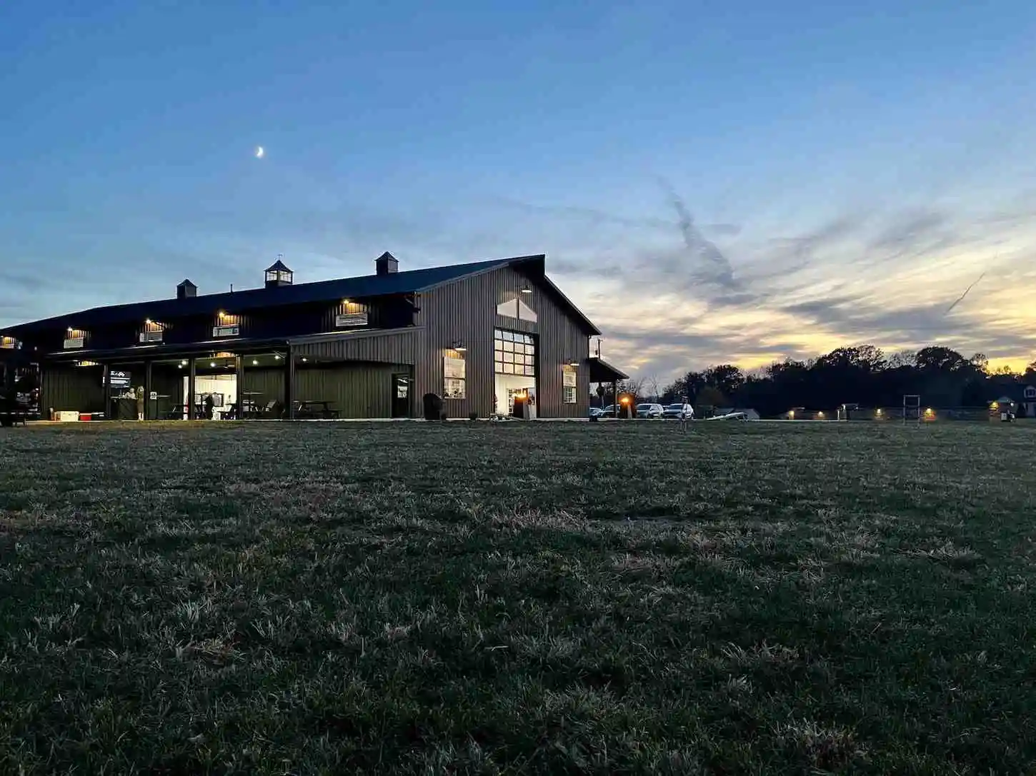 Large wedding reception hall Ohio | The Grange Hall