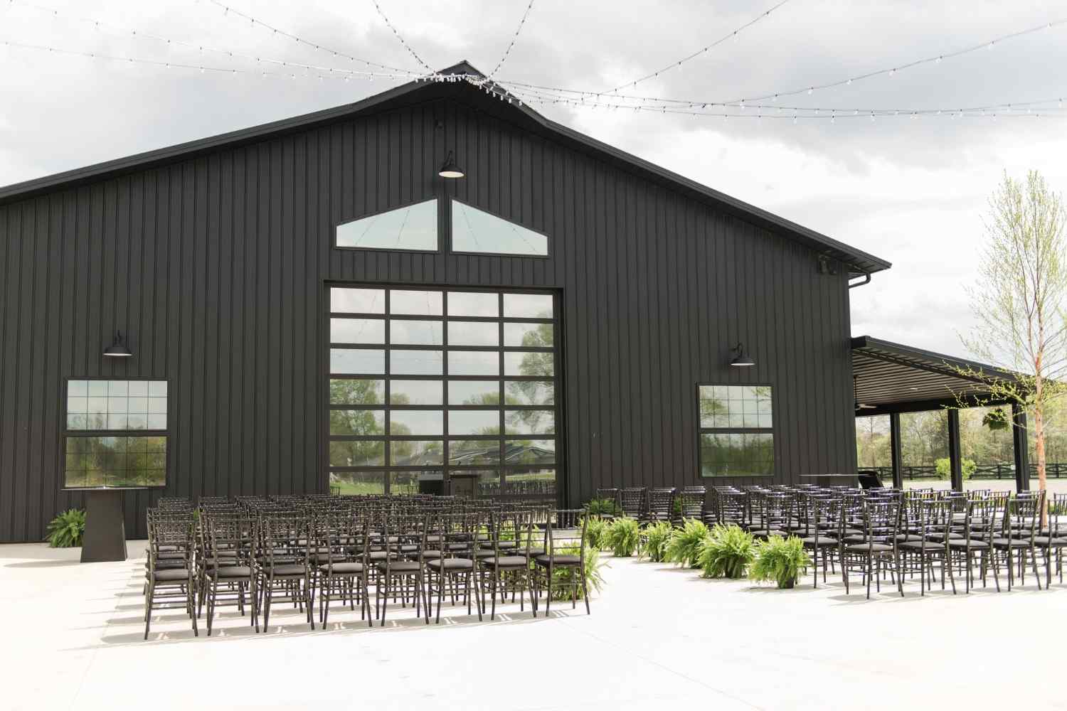 Romantic wedding venue Richwood Ohio | The Grange Hall