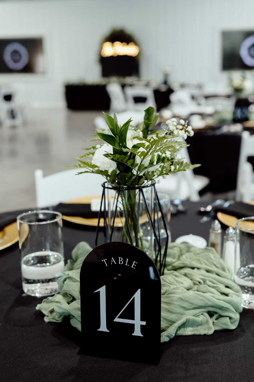 Wedding couple portraits Ohio | The Grange Hall